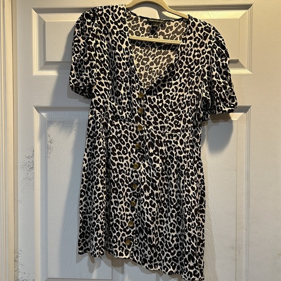 Something Navy Button Front Leopard Dress M - Picture 2 of 8